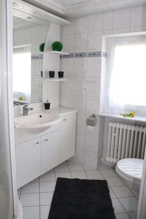 Ferien- Und Monteurwohnung Julia Moerlenbach Bagian luar foto